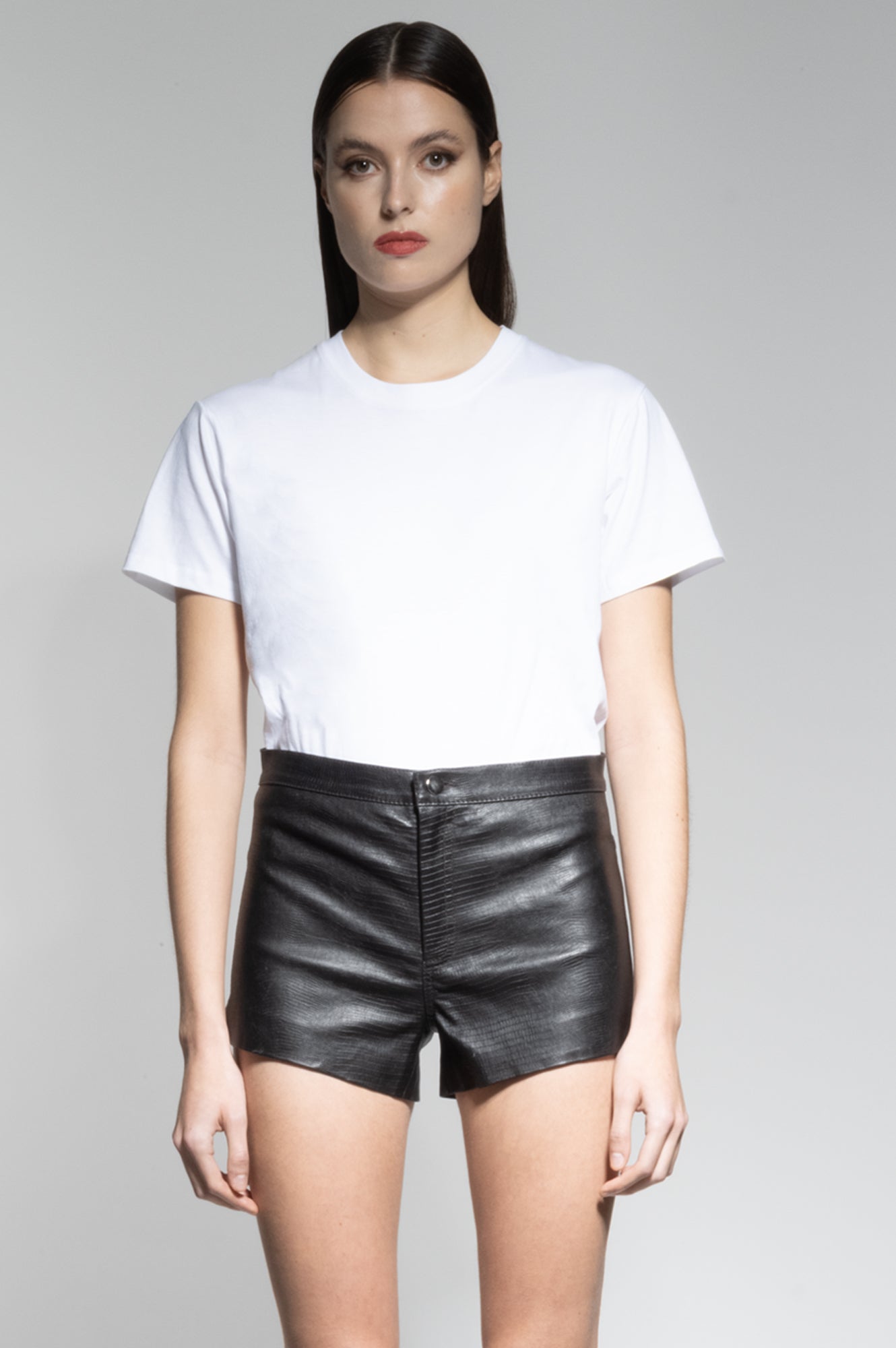 KELLY LEATHER HOT PANTS